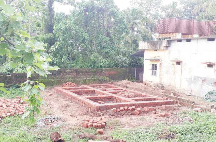 ഐസ്പ്ലാന്റിനെതിരെ മലിനീകരണ നിയന്ത്രണ ബോർഡ് ഇറക്കിയ ഉത്തരവ് കെട്ടിവെച്ചു