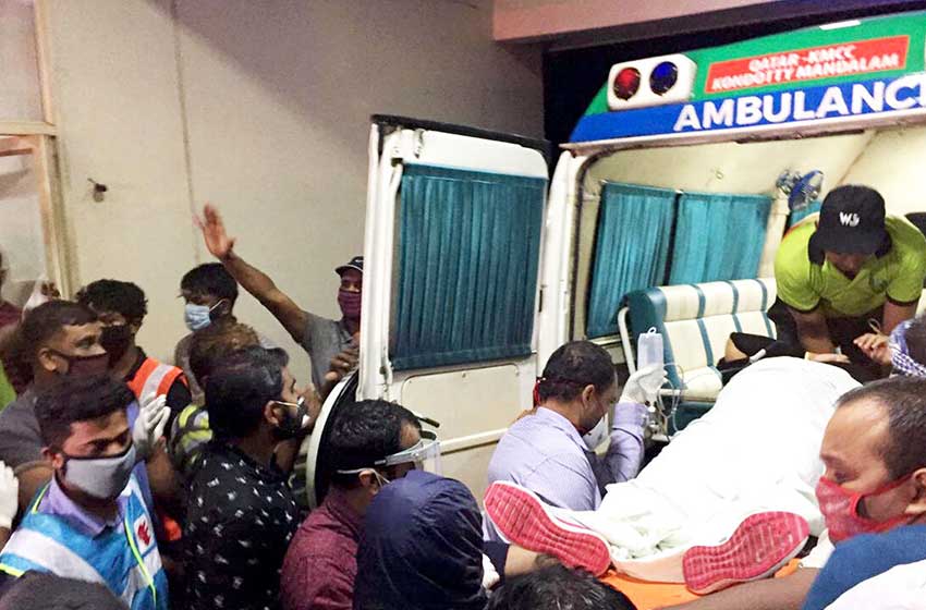 സമാനതകളില്ലാത്ത രക്ഷാപ്രവര്‍ത്തനം; ബ്ലഡ് ബാങ്കുകള്‍ നിറഞ്ഞുകവിഞ്ഞു
