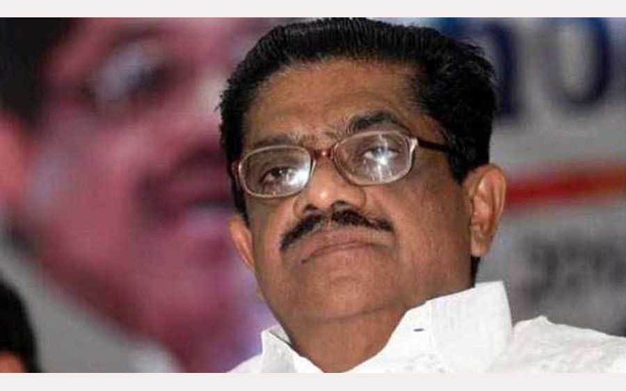 വി. എം. സുധീരന്റെ രാജി: കോൺഗ്രസ്സിൽ പ്രതിസന്ധി രൂക്ഷം