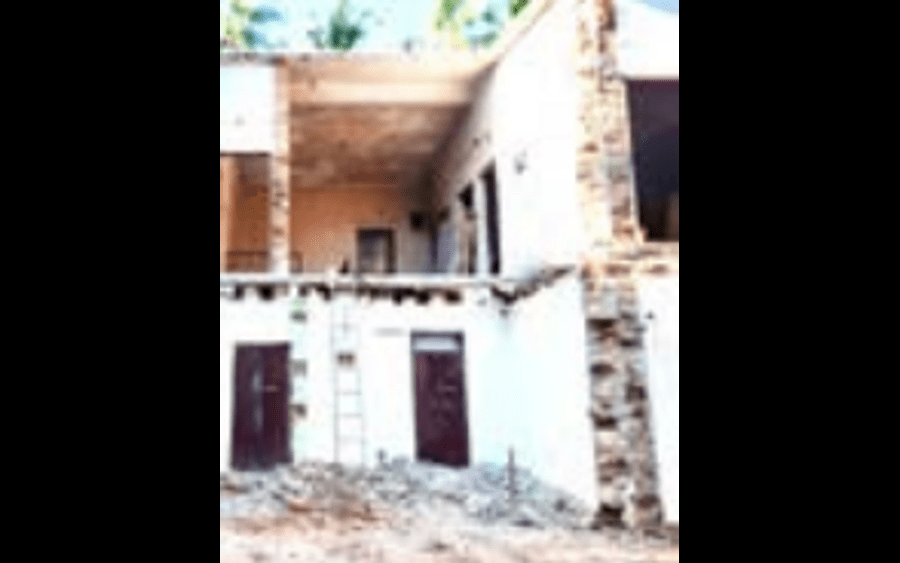 അനുജന്റെ വീട് തകർത്ത ജ്യേഷ്ഠനെതിരെ കേസ്സ്