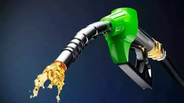 ഇന്ധന കൈമാറ്റം; കേരളത്തിൽ പെട്രോൾ ക്ഷാമം