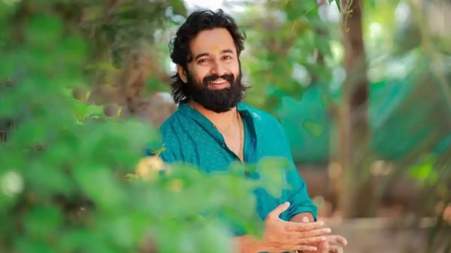 സ്ത്രീത്വത്തെ അപമാനിച്ച കേസിൽ ഇളവ് നൽകണം; ആവശ്യവുമായി ഉണ്ണി മുകുന്ദൻ
